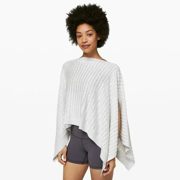 Lululemon Forward Flow Poncho  Heathered Core Ultra Light Grey  OS - Picture 1 of 15